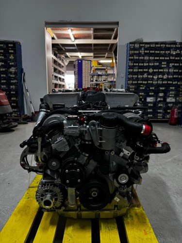 Mercedes - MERCEDES 277980 KOMPLE SIFIR SANDIK MOTOR 2770102500