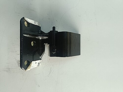 Mercedes - MERCEDES ÖN KAPI MENTEŞESİ SOL ALT - A9067200137