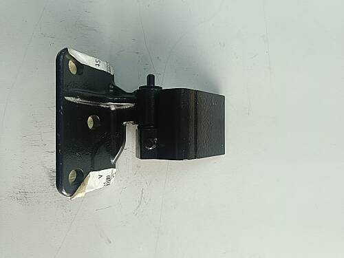 MERCEDES ÖN KAPI MENTEŞESİ SOL ALT - A9067200137