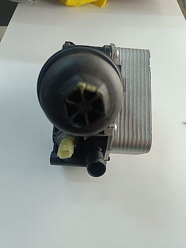 Renault - MERCEDES RENO 622 MOTOR YAĞ FİLTRE KÜTÜĞÜ - 152085948R 