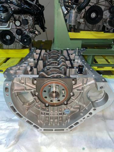 MERCEDES W211 W212 BLOK -A2710103805-KRANK İLE