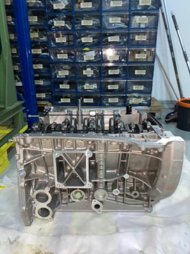 MERCEDES W211 W212 BLOK -A2710103805-KRANK İLE