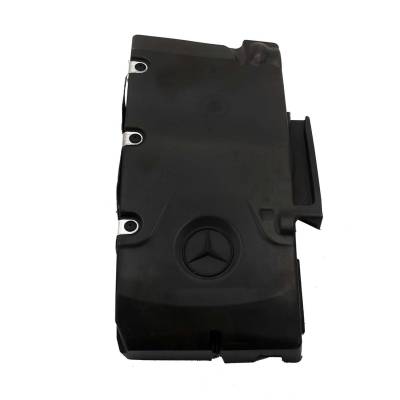 Mercedes Motor Üst Kapağı - 2742261800